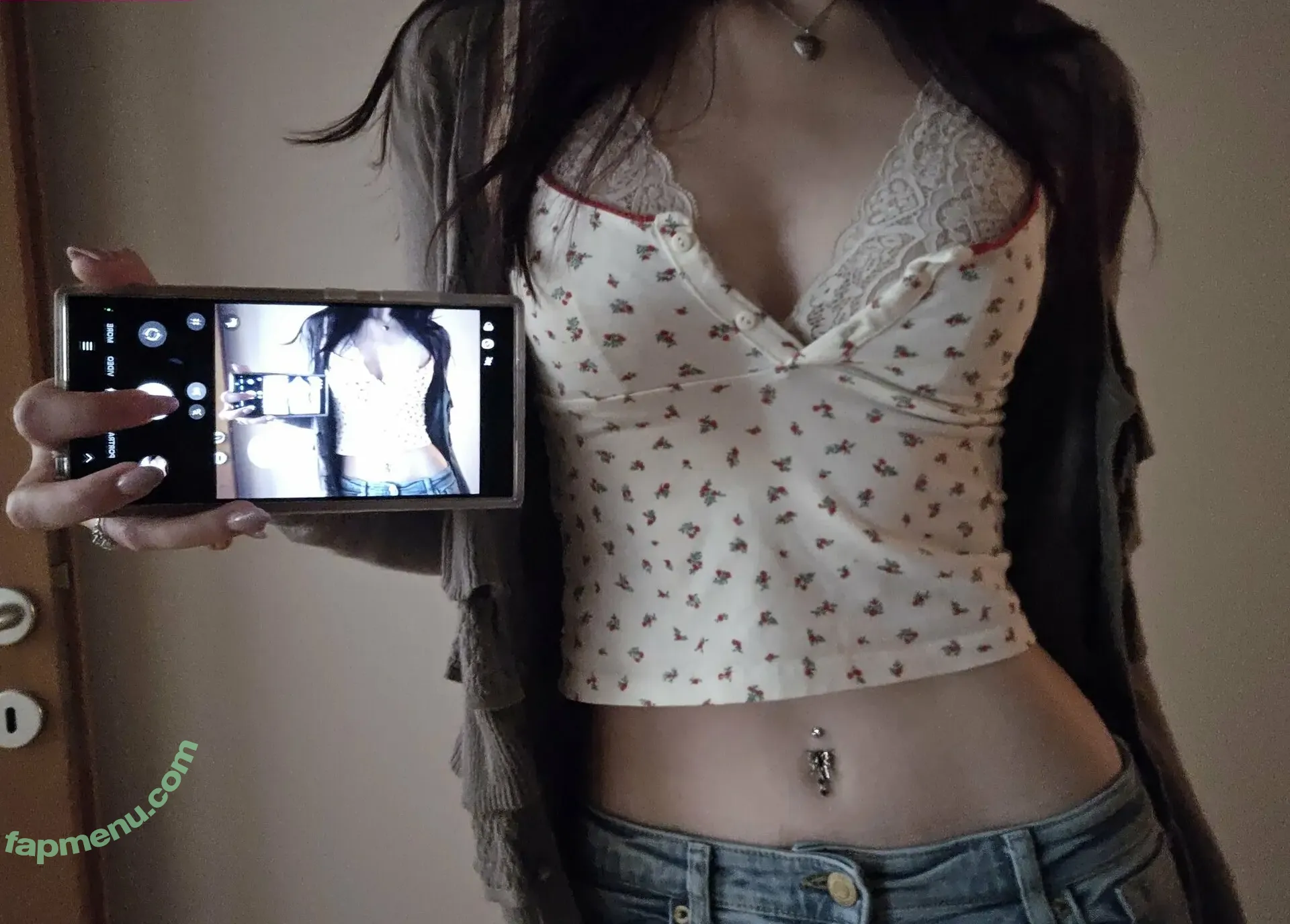 weeniestwee nude photo #0034 (deetofficial)