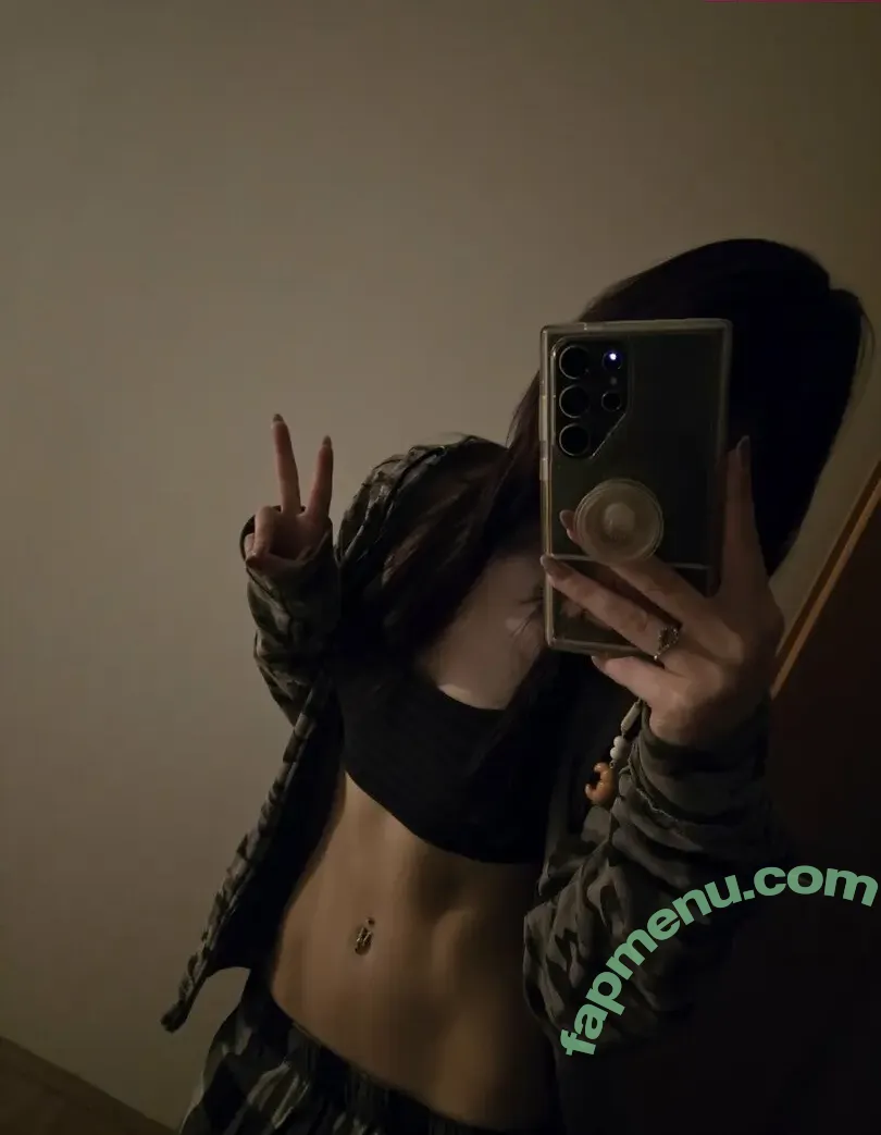 weeniestwee nude photo #0042 (deetofficial)