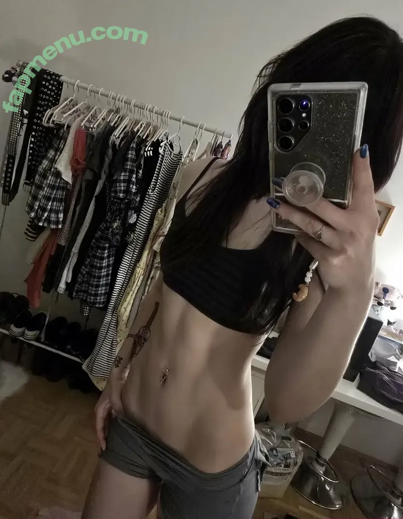 weeniestwee nude photo #0061 (deetofficial)
