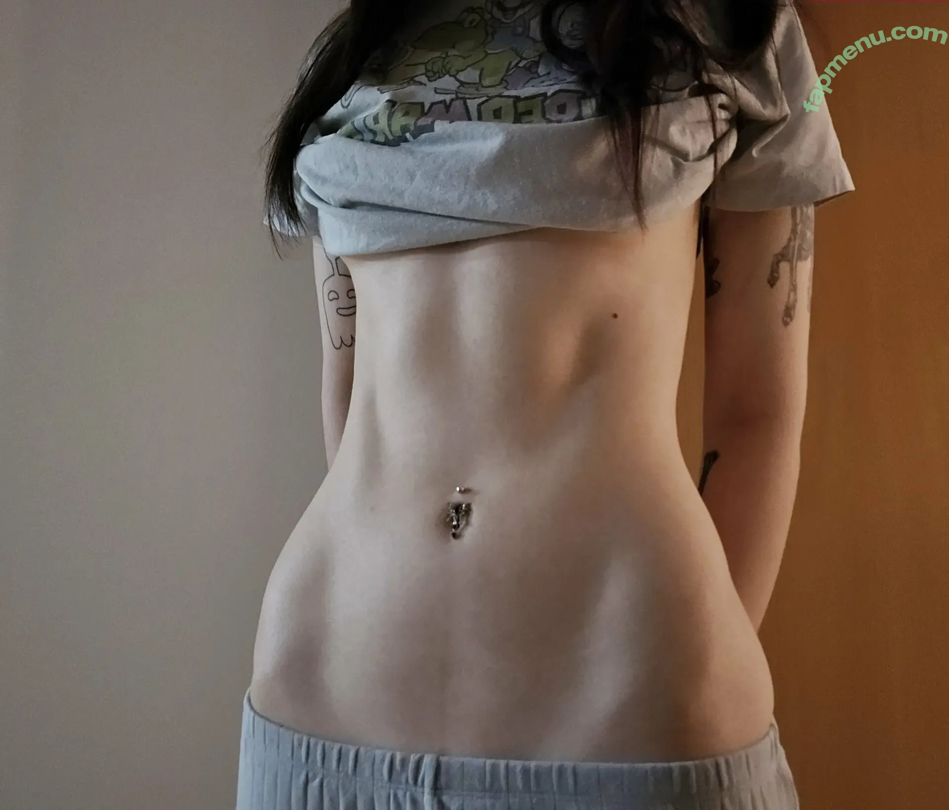 weeniestwee nude photo #0062 (deetofficial)