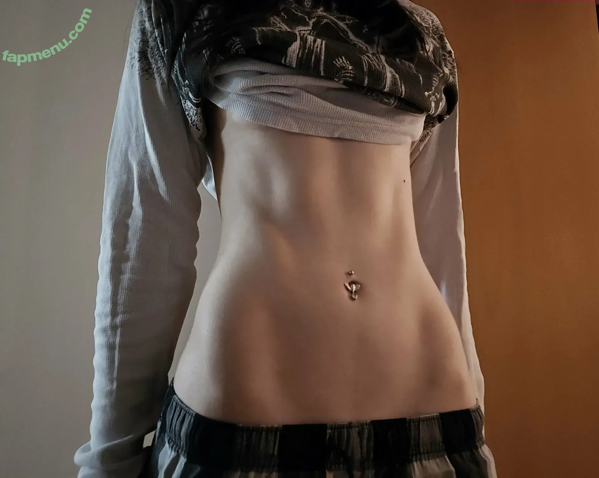 weeniestwee nude photo #0082 (deetofficial)