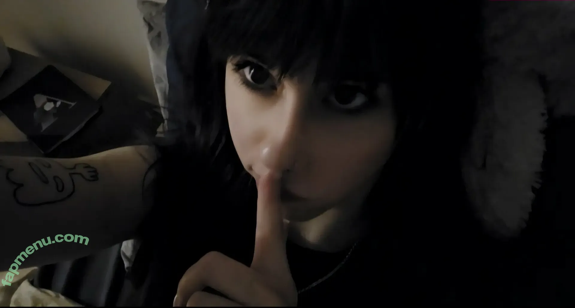 weeniestwee nude photo #0098 (deetofficial)