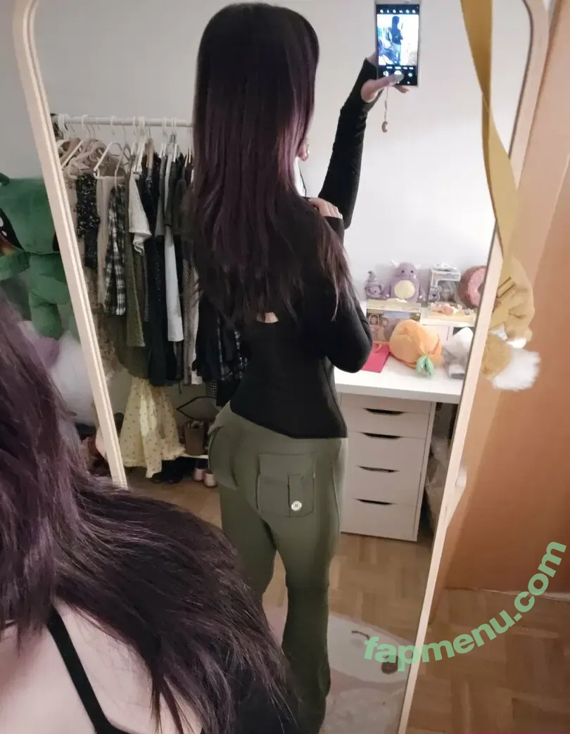 weeniestwee nude photo #0105 (deetofficial)