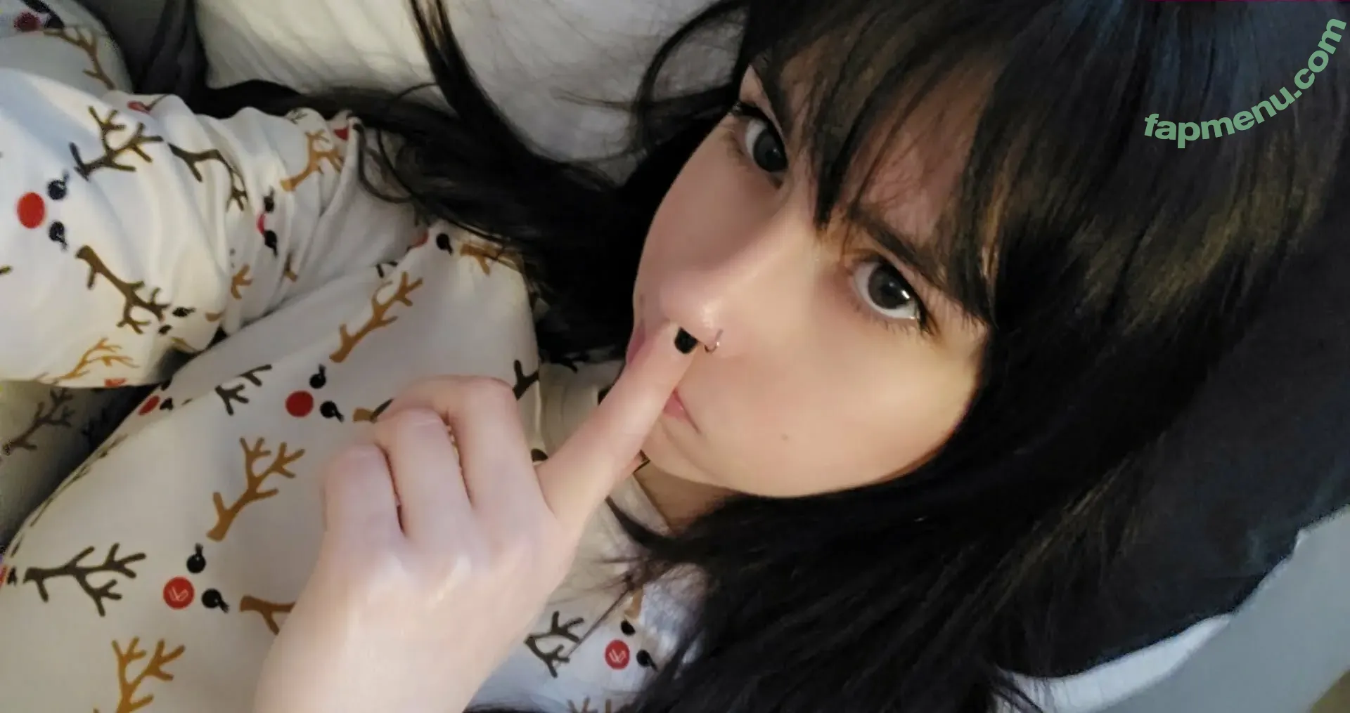 weeniestwee nude photo #0112 (deetofficial)