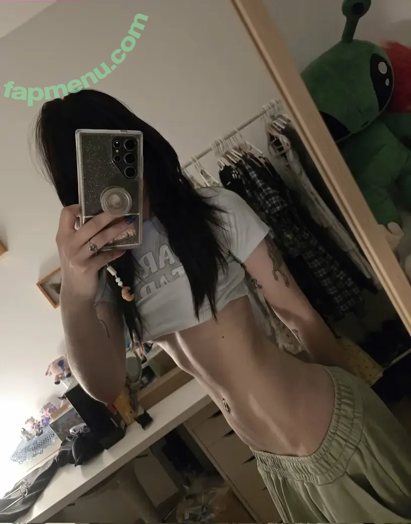 weeniestwee nude photo #0186 (deetofficial)