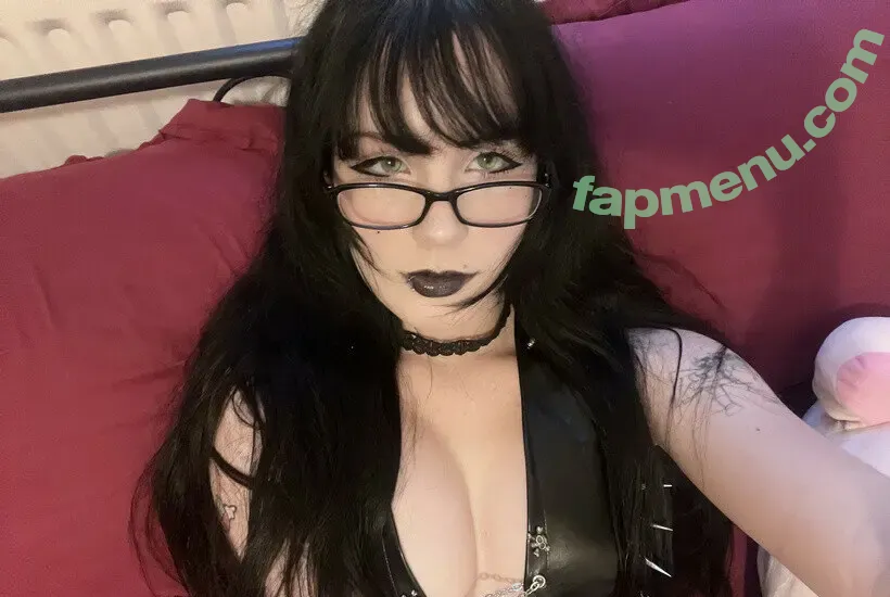 weepysheepys nude photo #0026 (weepysheepys)