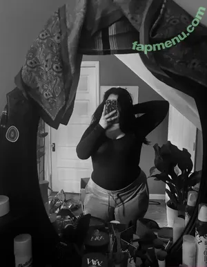 Weezy Weezyouttaherea / weezyouttaahere nude photo #0015