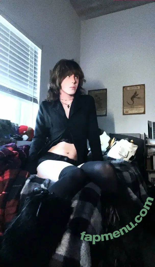 weirdrandomguy5 nude photo #0022 (weirdrandomguy5)