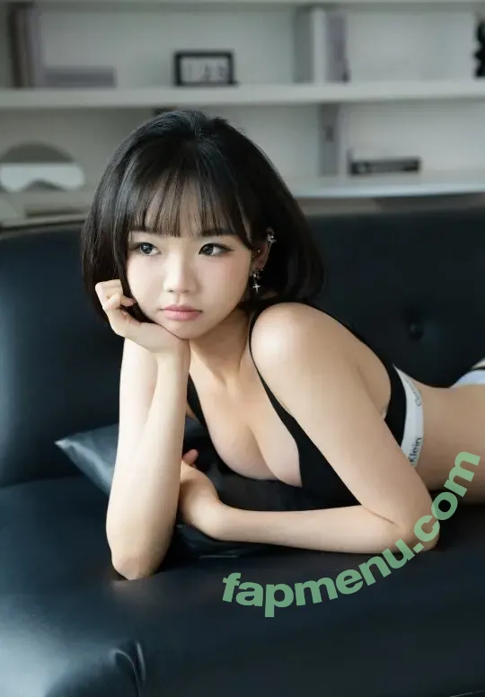 Weitinggg___ nude photo #0026 (Weitinggg / weiting)