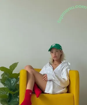 wellbeingwithabigail / Abigail St. John nude photo #0348