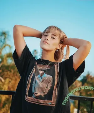 wellbeingwithabigail / Abigail St. John nude photo #0360