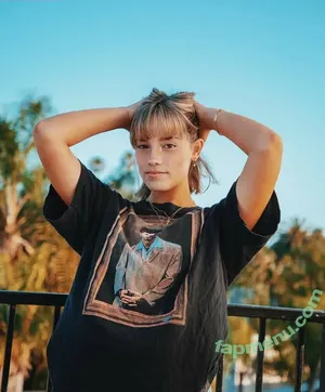 wellbeingwithabigail / Abigail St. John nude photo #0364