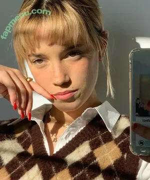 wellbeingwithabigail / Abigail St. John nude photo #0380