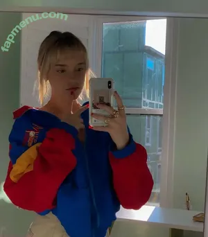 wellbeingwithabigail / Abigail St. John nude photo #0388