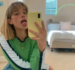 wellbeingwithabigail / Abigail St. John nude photo #0411