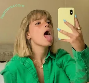 wellbeingwithabigail / Abigail St. John nude photo #0443