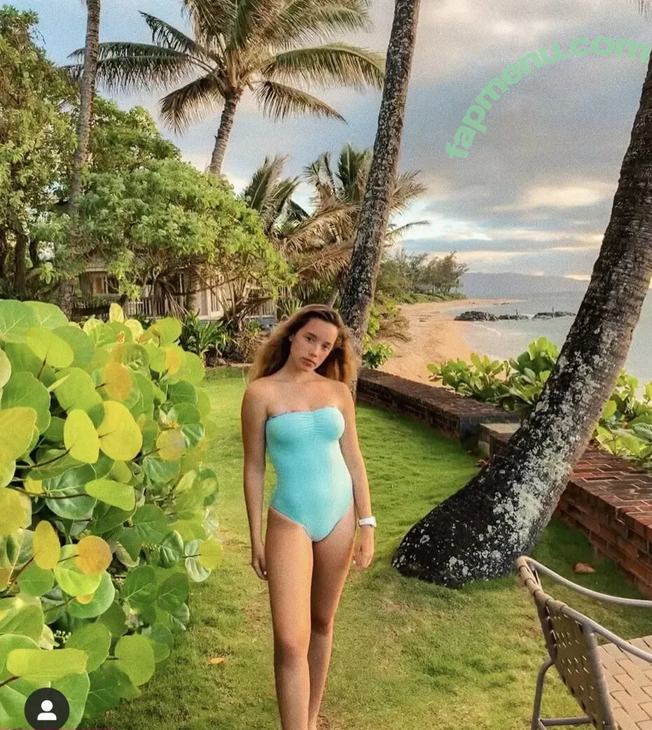 wellbeingwithabigail nude photo #0202 (Abigail St. John)