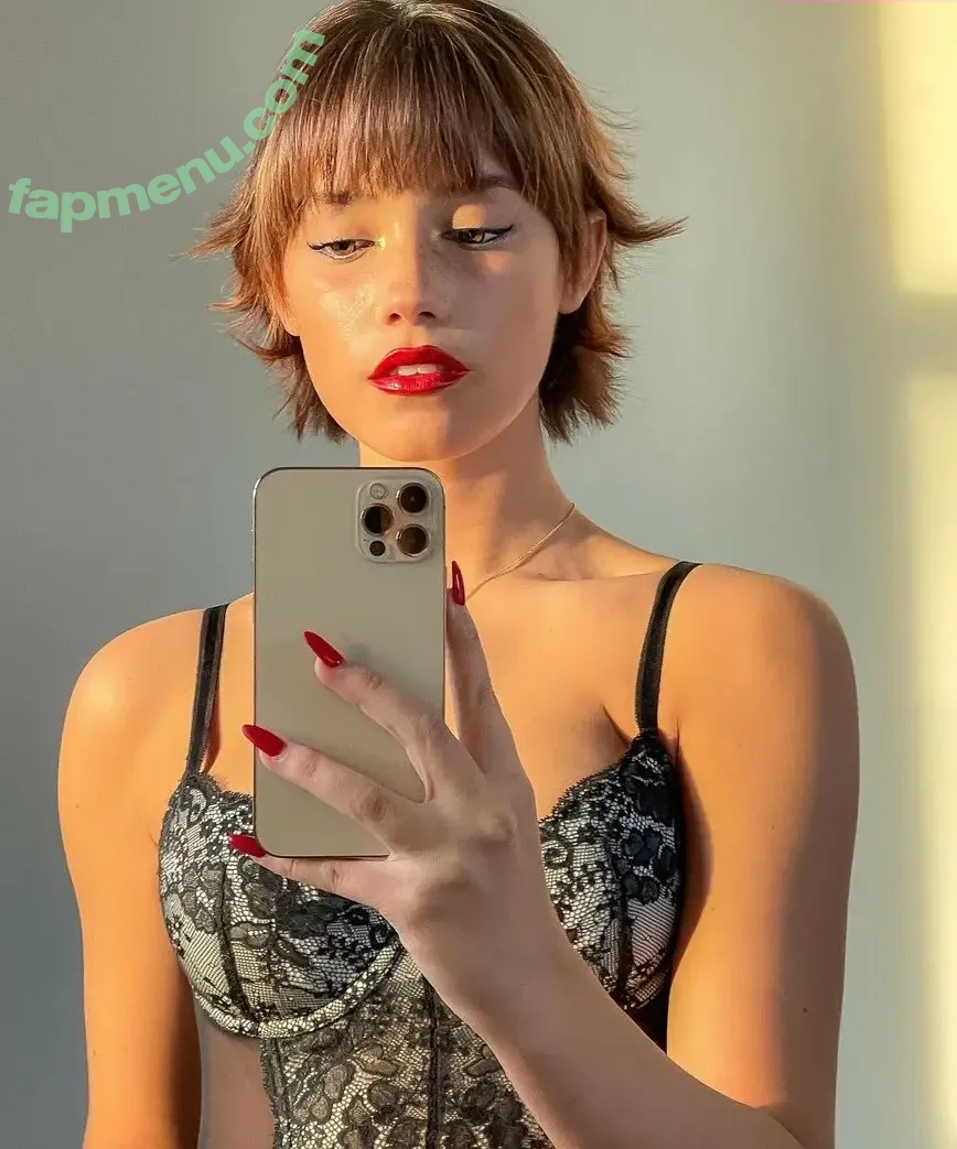 wellbeingwithabigail nude photo #0240 (Abigail St. John)