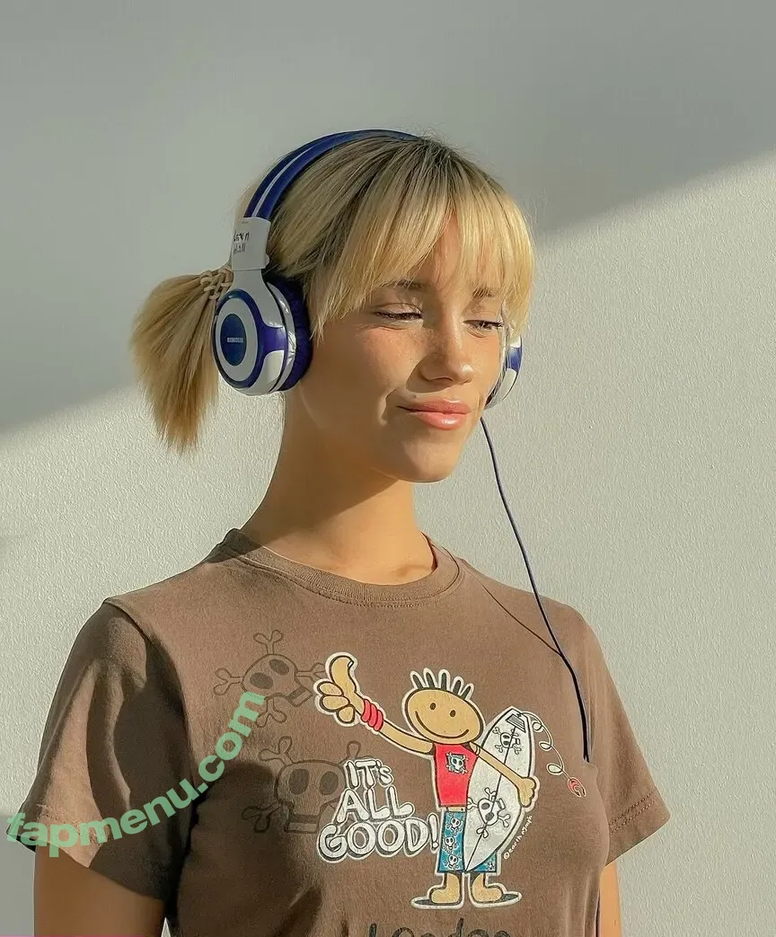 wellbeingwithabigail nude photo #0258 (Abigail St. John)