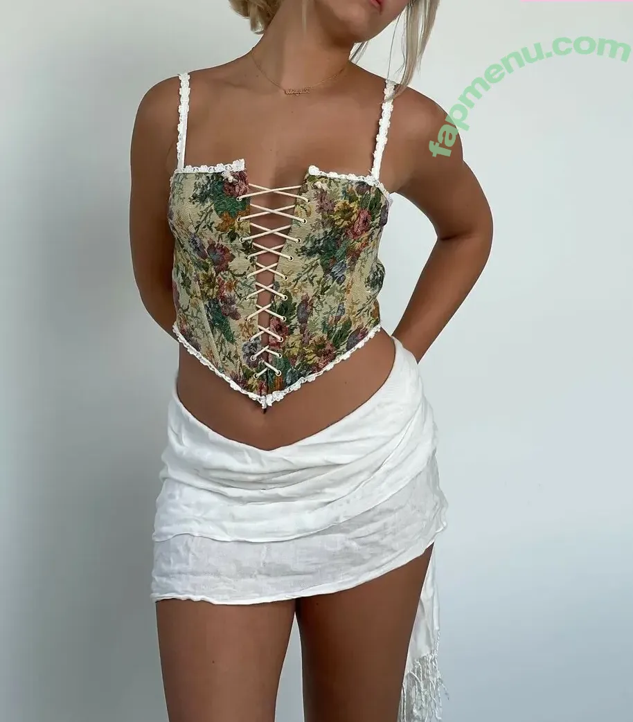 wellbeingwithabigail nude photo #0265 (Abigail St. John)