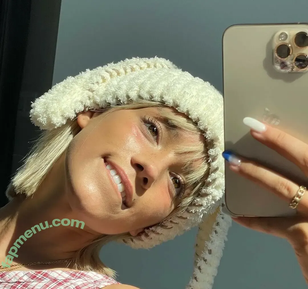 wellbeingwithabigail nude photo #0284 (Abigail St. John)