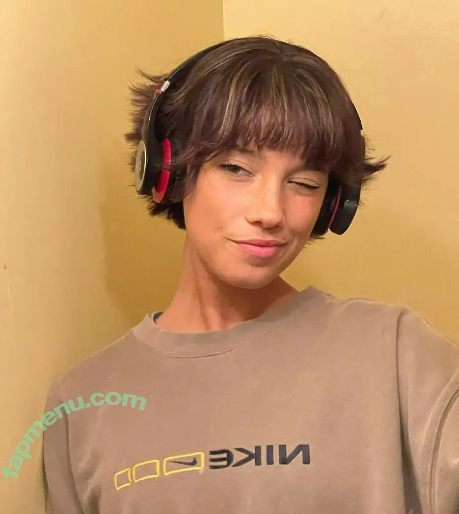 wellbeingwithabigail nude photo #0307 (Abigail St. John)