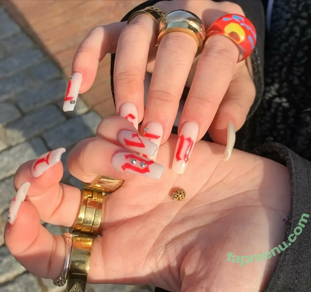 wellbeingwithabigail nude photo #0324 (Abigail St. John)