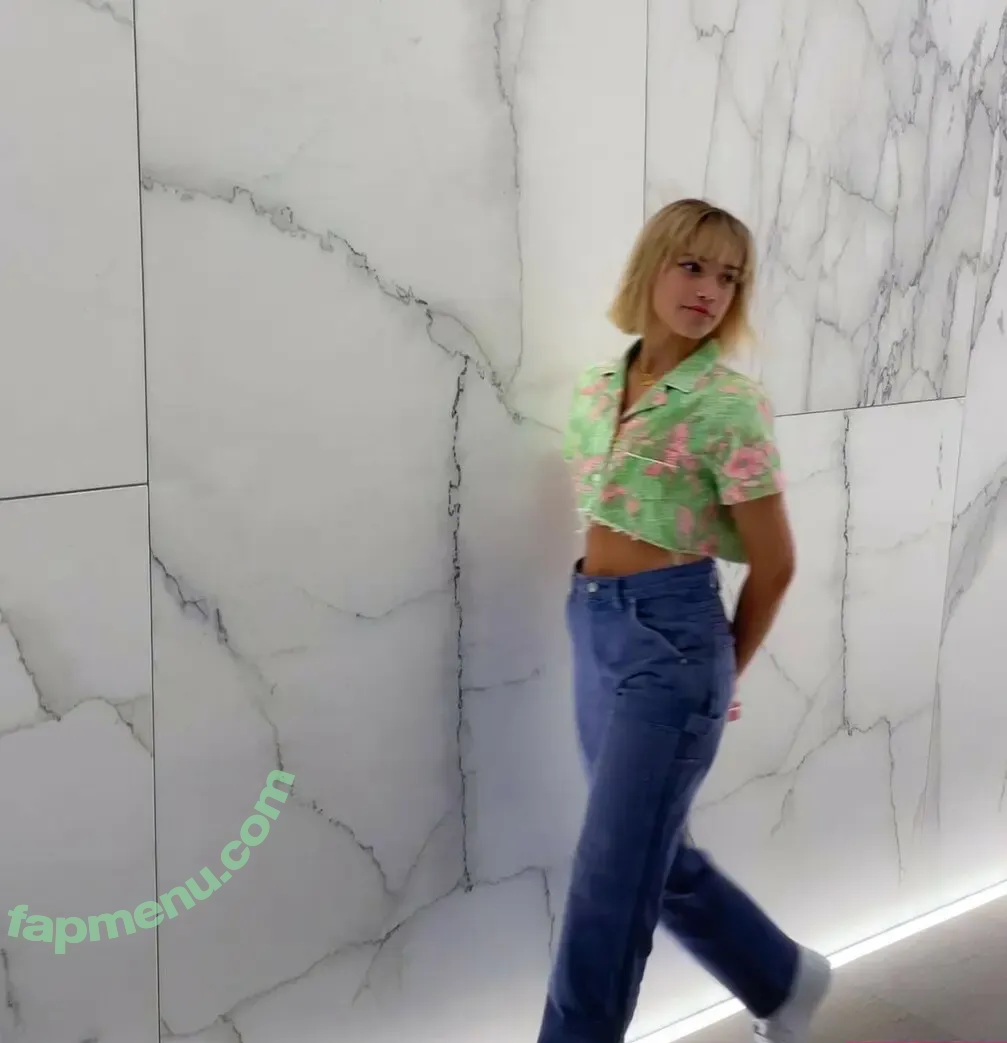 wellbeingwithabigail nude photo #0327 (Abigail St. John)