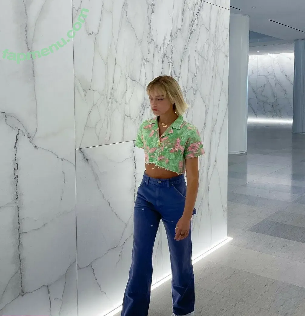 wellbeingwithabigail nude photo #0329 (Abigail St. John)