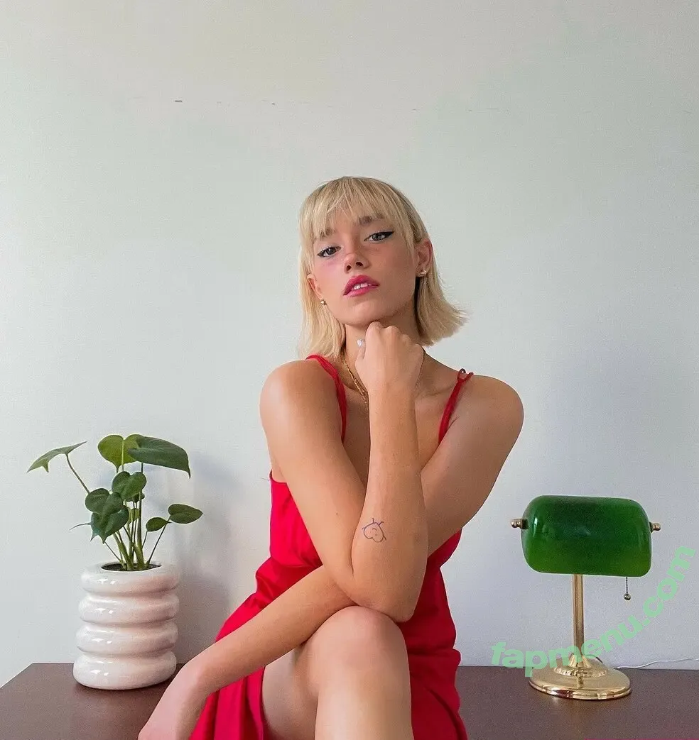 wellbeingwithabigail nude photo #0339 (Abigail St. John)