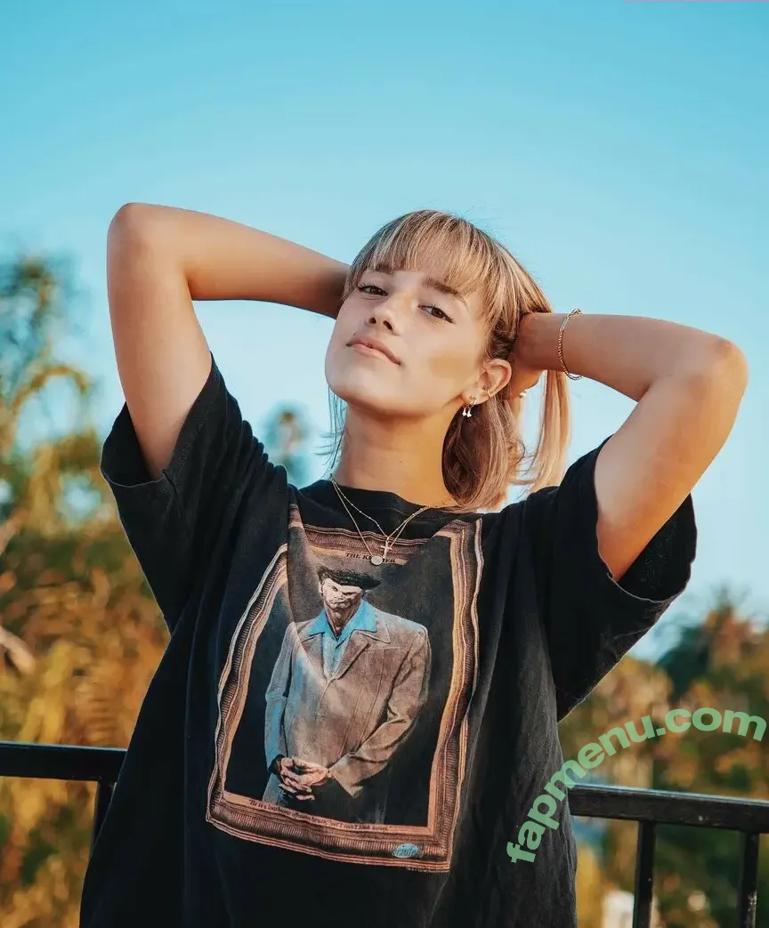 wellbeingwithabigail nude photo #0360 (Abigail St. John)