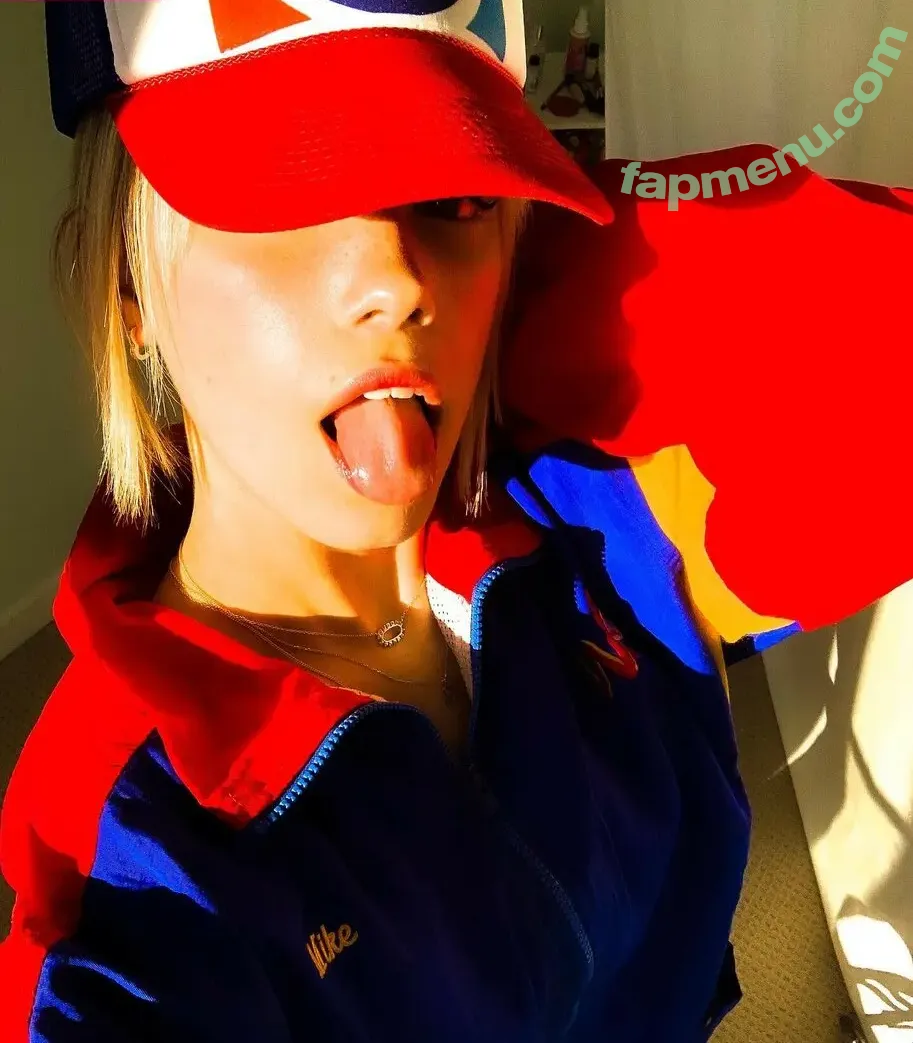 wellbeingwithabigail nude photo #0386 (Abigail St. John)