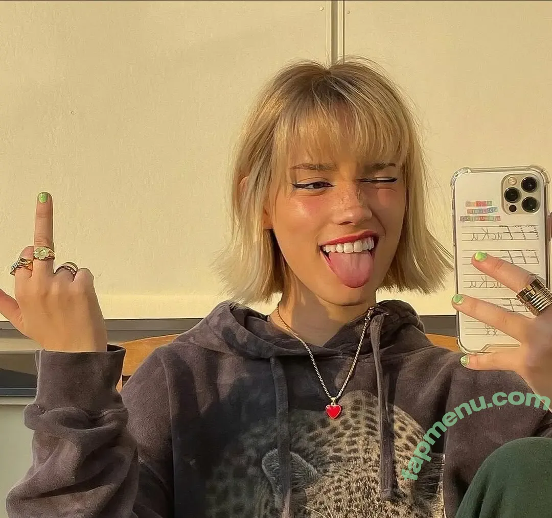 wellbeingwithabigail nude photo #0403 (Abigail St. John)