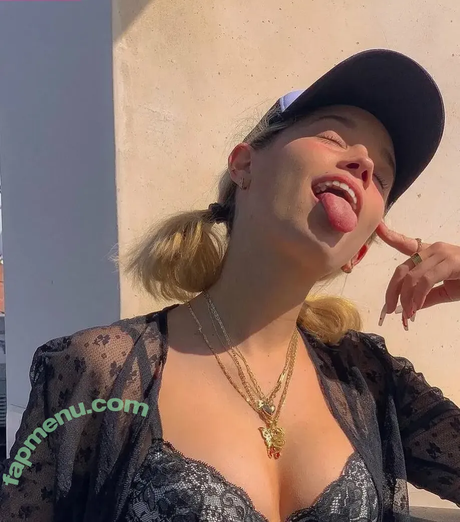 wellbeingwithabigail nude photo #0414 (Abigail St. John)