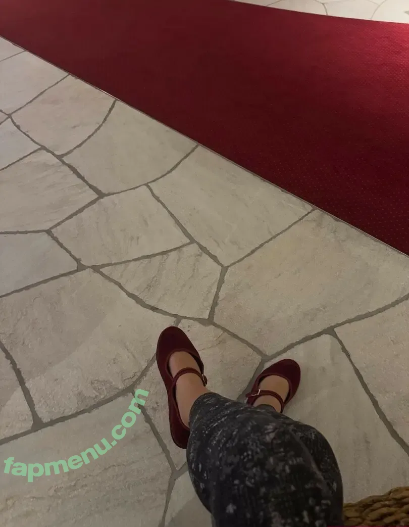 wellbeingwithabigail nude photo #0465 (Abigail St. John)