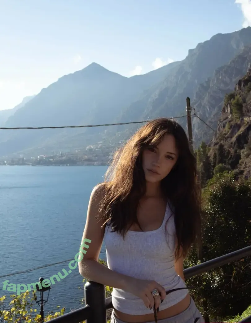 wellbeingwithabigail nude photo #0476 (Abigail St. John)