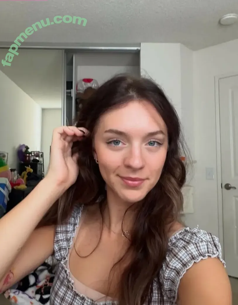 Wendiloon nude photo #0007 (Wendilunar / pimpnlyn / wendi.love)