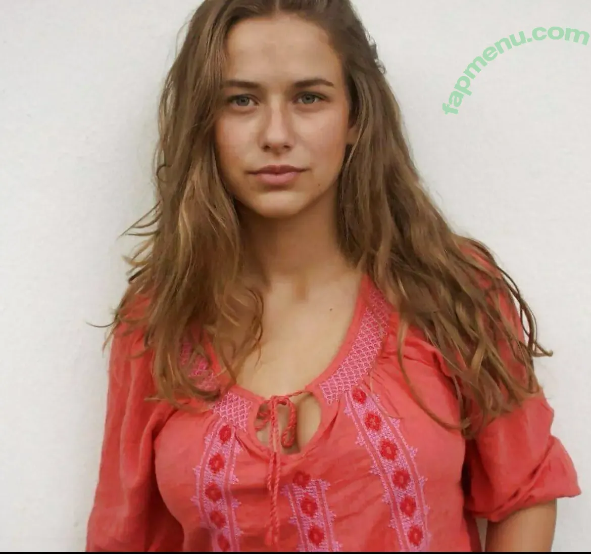 Wer ist sie ? nude photo #0141 (sorrygirlss_ / throatgoatsell)