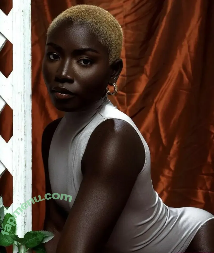 westafricandol nude photo #0009 (Modesta / boafomodesta / mod3star)