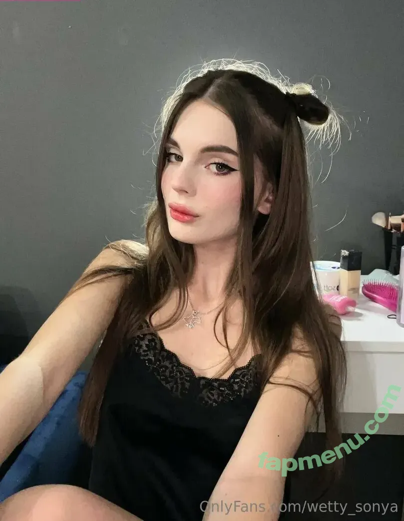 wetty_sonya nude photo #0001 (itzsonyaaa / jerampuaka / roxi_ross)
