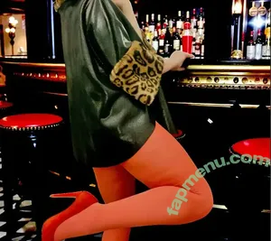 What This Mama Wore / Loveitwithlynsey / whatthismamawore nude photo #0016