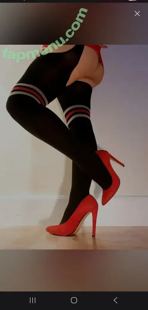 What This Mama Wore nude photo #0004 (Loveitwithlynsey / whatthismamawore)