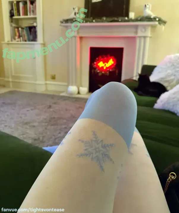 What This Mama Wore nude photo #0006 (Loveitwithlynsey / whatthismamawore)