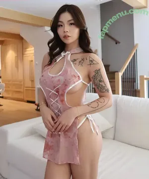 Whatsupcathyz nude photo #0002