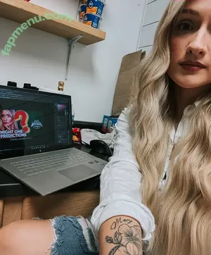 WheezyBlonde / itswheezyblonde nude photo #0016