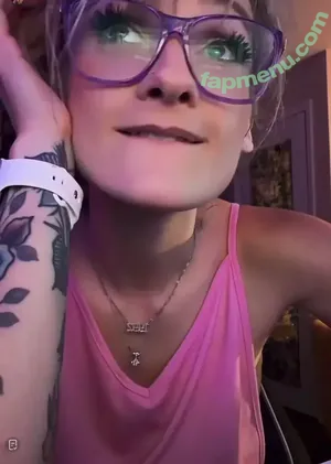 WheezyBlonde / itswheezyblonde nude photo #0065