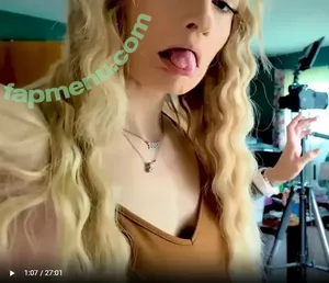WheezyBlonde / itswheezyblonde nude photo #0076
