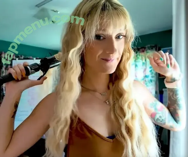 WheezyBlonde nude photo #0072 (itswheezyblonde)