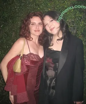 whereismuna / Muna nude photo #0025