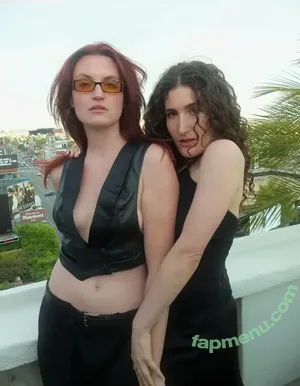 whereismuna / Muna nude photo #0031